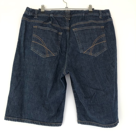 Tommy Hilfiger (18) Womens Bermuda Jeans High Rise - Picture 2 of 4